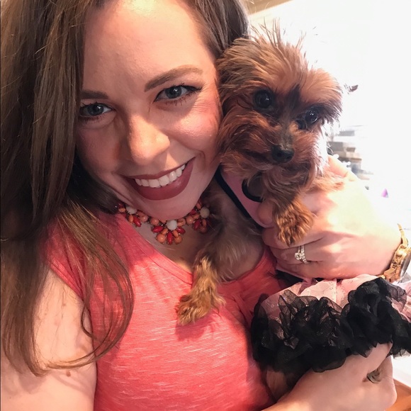 Meet your Posher, Julianne - Picture 5 of 5